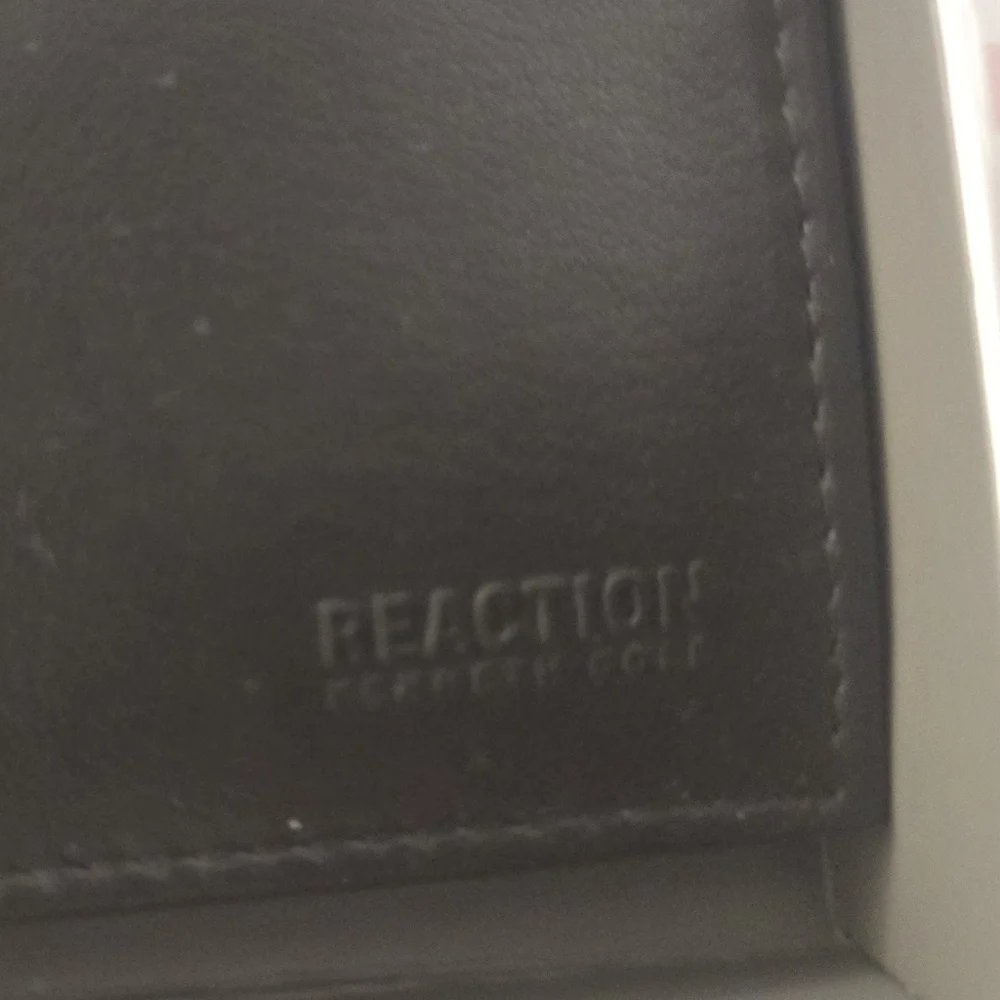 Kenneth Cole Reaction Brown Wallet NIB